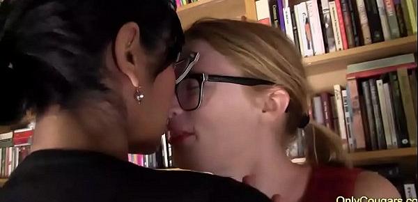  Beretta James and Madison Young Eat Some Pussy In The Library